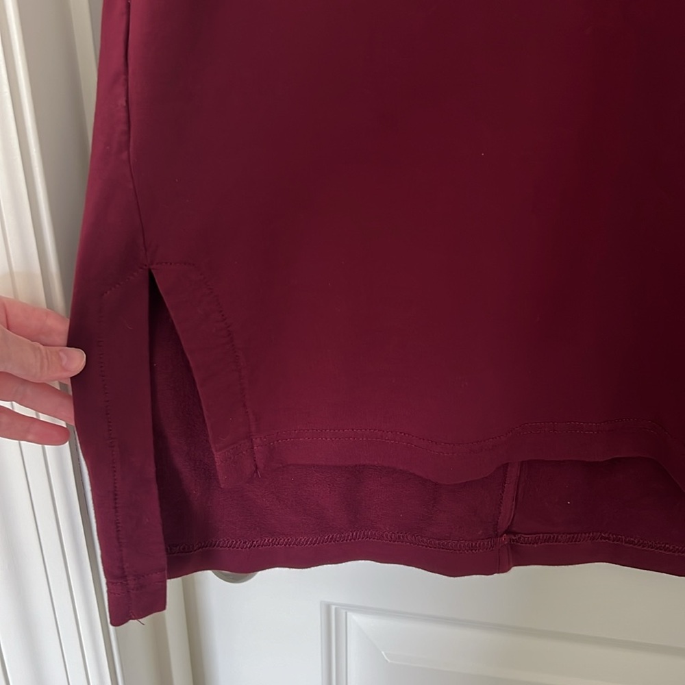 Ellison burgundy neck tunic top, Size small. - Picture 3 of 4